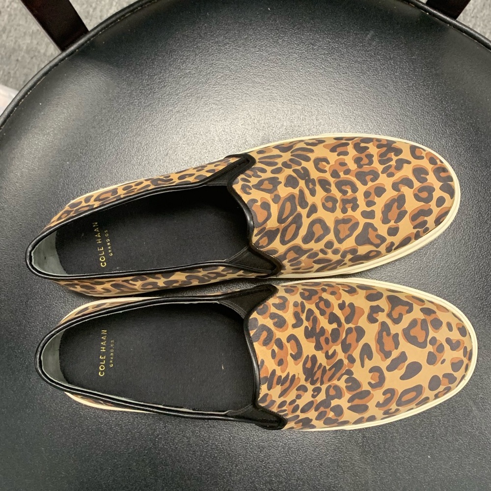COLE HAAN cheetah sneaker
